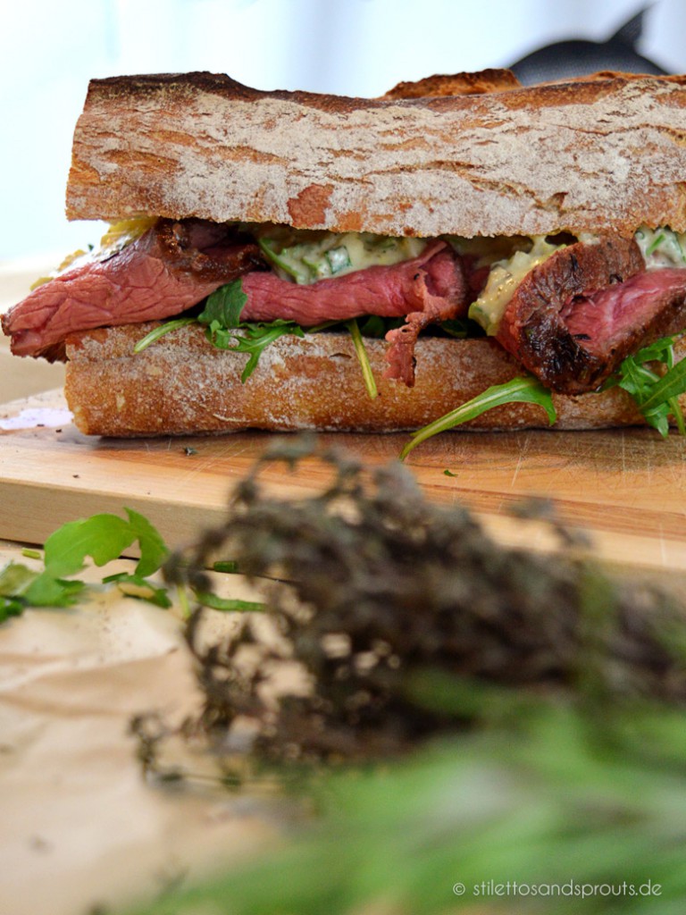 Roastbeef Sandwich mit Apfel-Remoulade