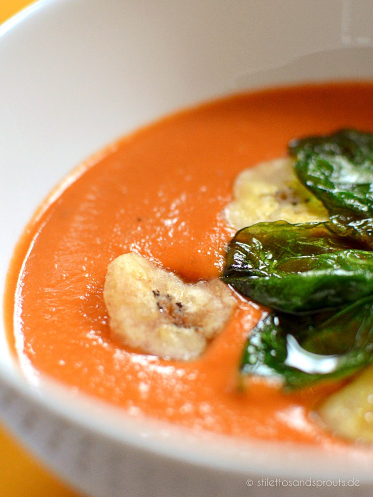 Exotische Tomatensuppe mit Erdnussbutter und Kokosmilch - Stilettos ...