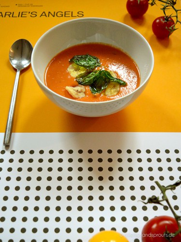 Exotische Tomatensuppe mit Erdnussbutter und Kokosmilch - Stilettos ...