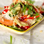 Glasnudelsalat mit Erdnuss-Dressing