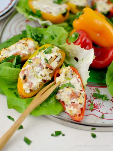 Low Carb Gefüllte Mini-Paprika - Stilettos &amp; Sprouts