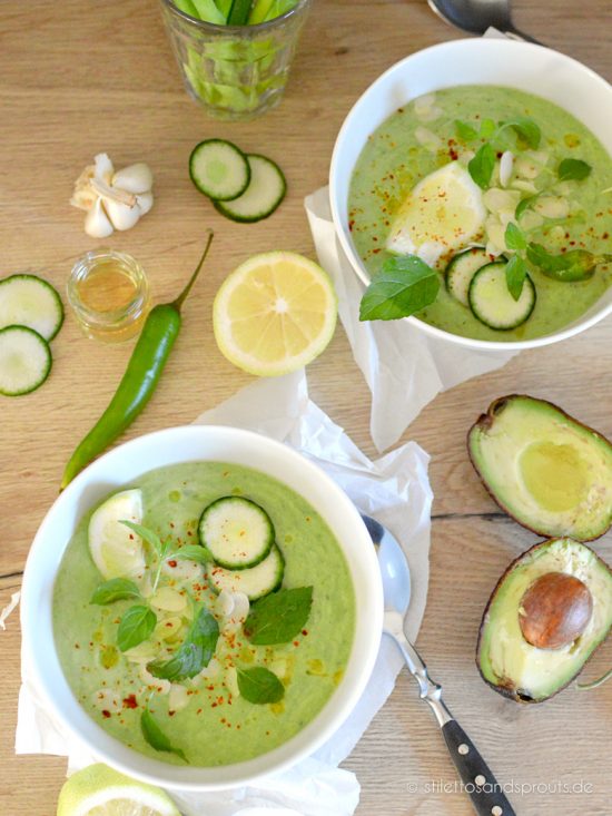 Green Gazpacho vegan mit Avocado und Kokosmilch - Stilettos &amp; Sprouts