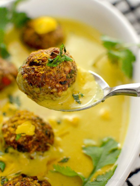 Curry Hackbällchen - Stilettos & Sprouts Curry Hackbällchen - Stilettos & Sprouts