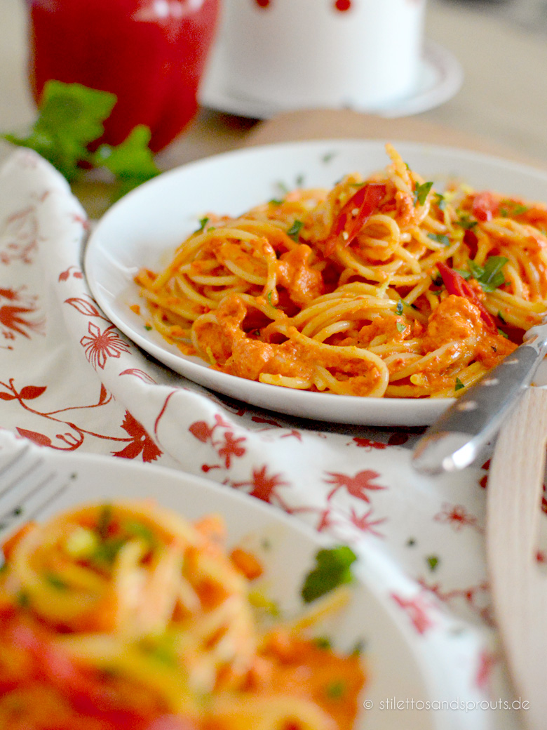 paprikapasta02 Stilettos & Sprouts