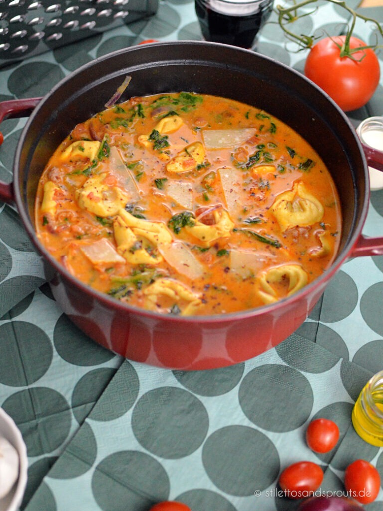Italienische Suppe mit Pasta