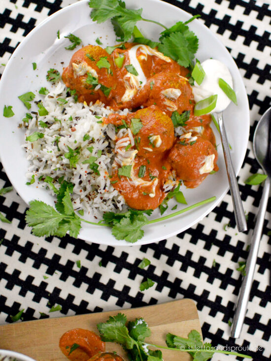 Butter Chicken mit Joghurt & Meatballs Stilettos & Sprouts