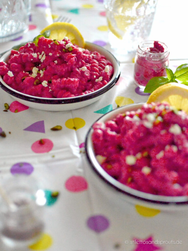 Fusilli mit pinker Sauce