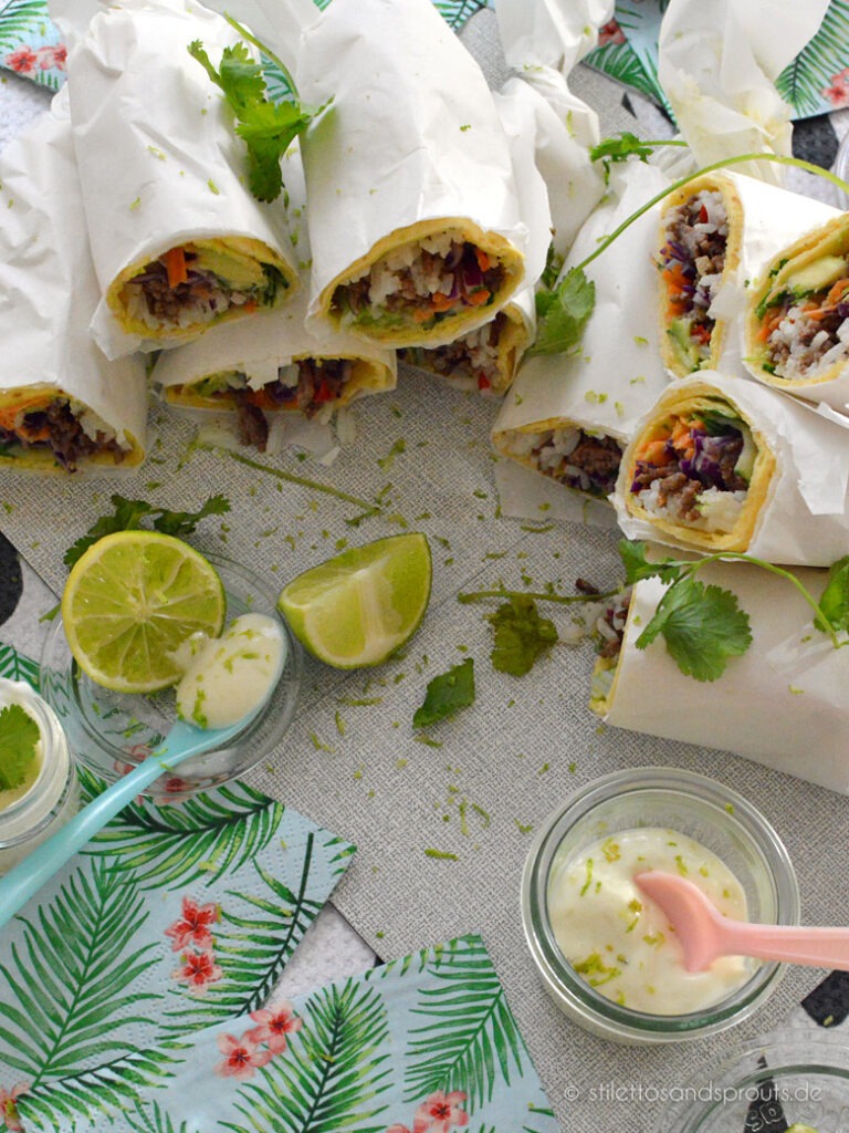 Wraps mit asiatisch gewürztem Hackfleisch und Reis