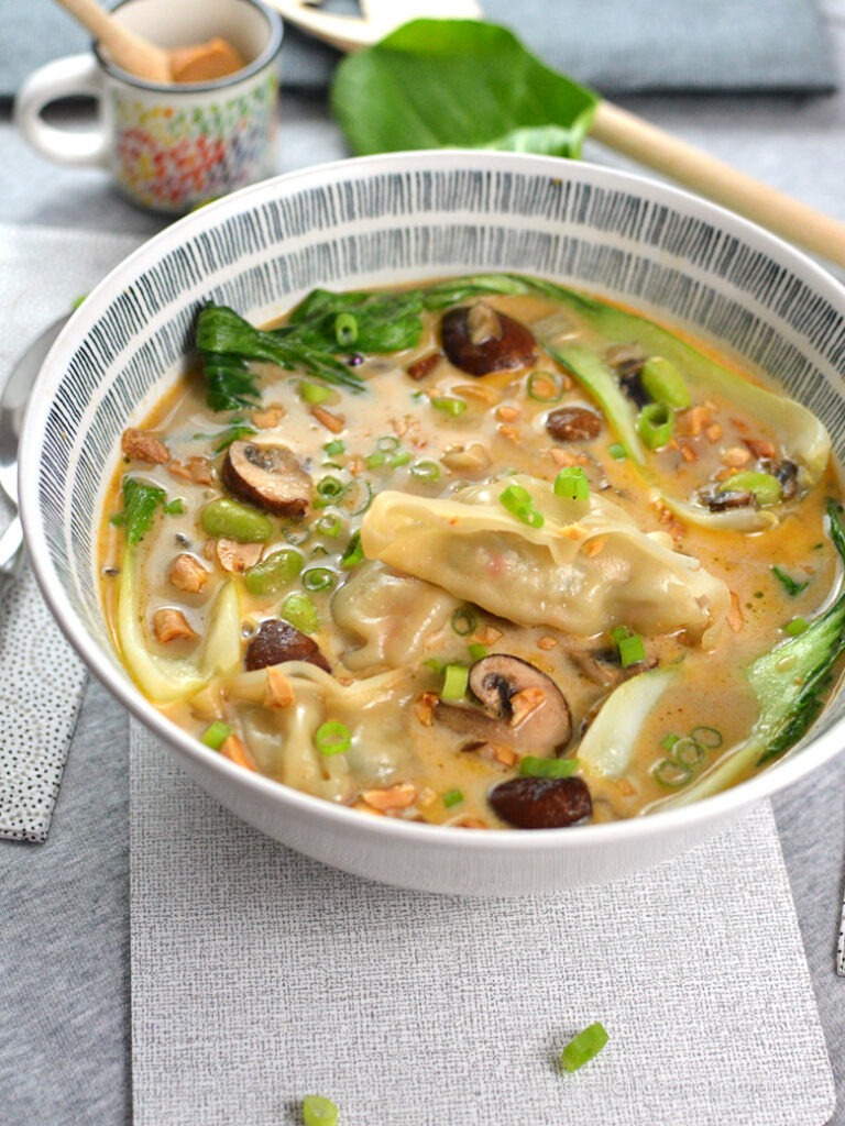 Thai Red Curry mit Dumplings