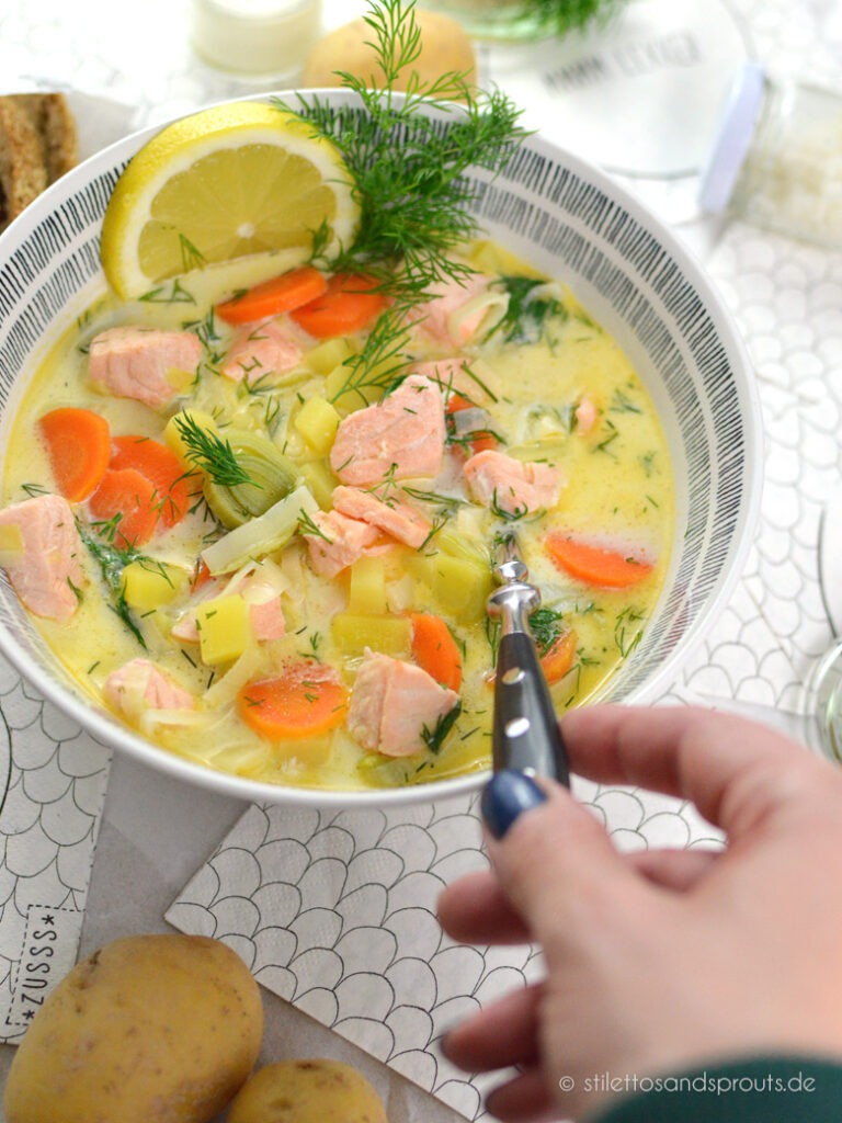 Lohikeitto – finnische Lachssuppe