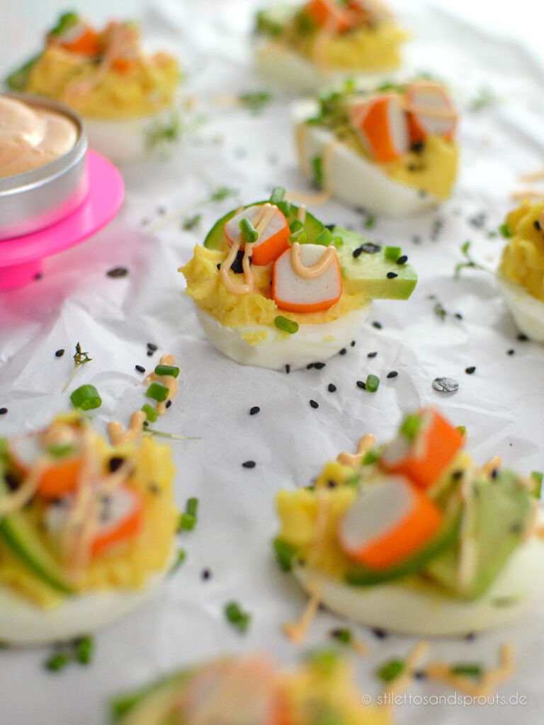 Gefüllte Eier im Sushi Style