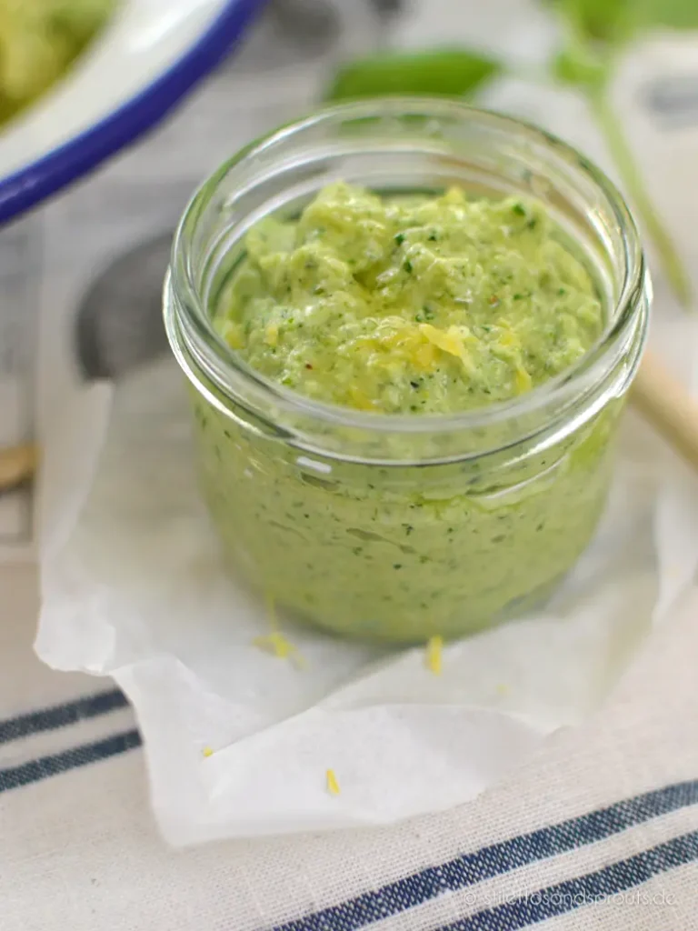 Zucchini Pesto Rezept